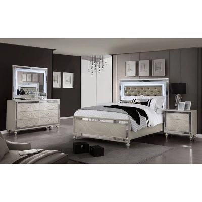 3pc Queen La Mesa Bed Nightstand And Dresser Set Silver - HOMES: Inside + Out 3 3pc Queen La Mesa Bed Nightstand And Dresser Set Silver - HOMES: Inside + Out